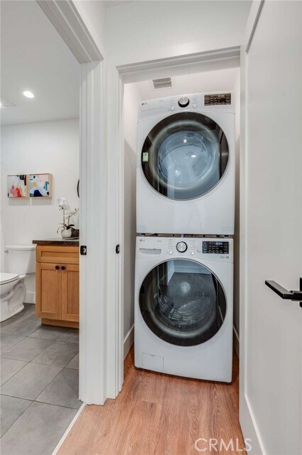 Building Photo - 127 E Foothill Blvd