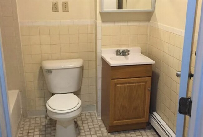 Building Photo - 9 Ruggles St