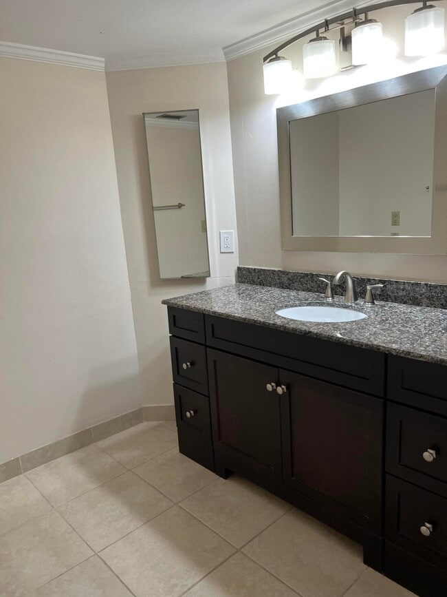 Building Photo - 5775 Golden Eagle Cir