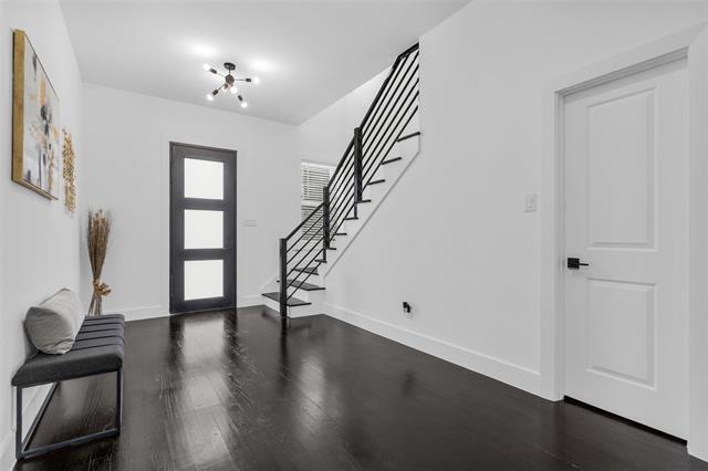 Building Photo - 407 Dubois Ave