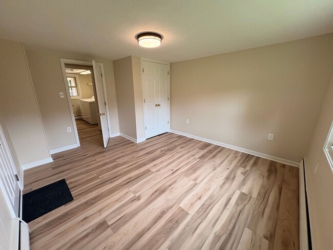 Building Photo - Newly Remodeled 2-Bedroom, 1.5-Bath Home