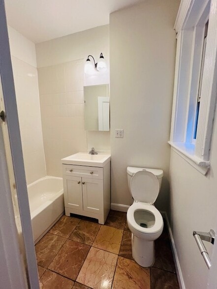 Building Photo - 38 Hemenway St