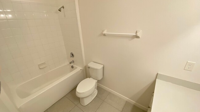 Building Photo - 3/2.5 Town Home in Sawgrass Landing In Orl...