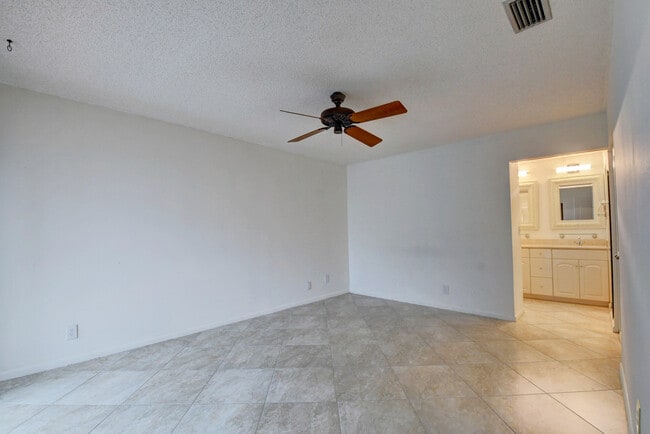 Building Photo - 6458 Sweet Maple Ln