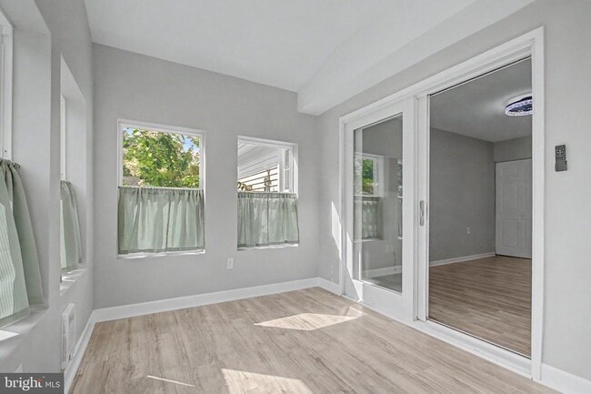 Building Photo - 2615 Point Lookout Cove
