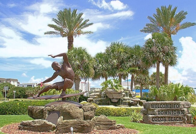 Building Photo - Coastal Elegance Awaits: Stunning 3-Bed, 3-Bath Retreat in Cocoa Beach