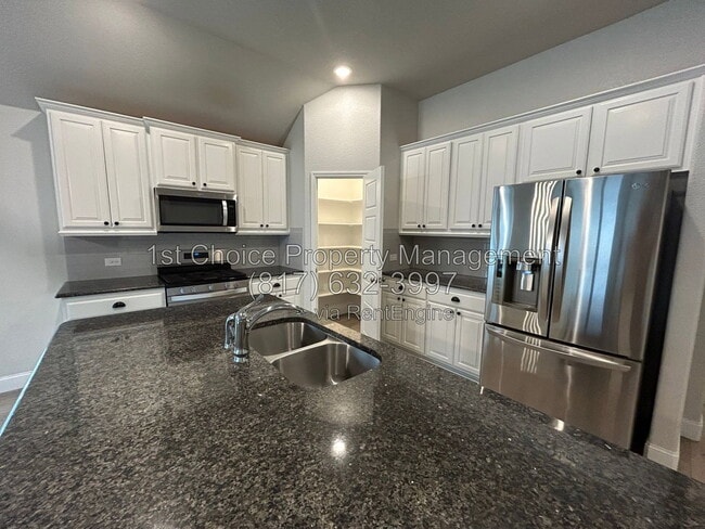 Building Photo - 6340 Battle Mountain Trl