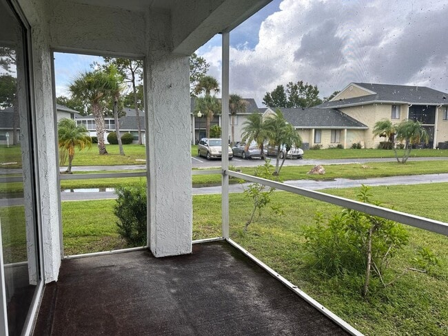 Building Photo - First Floor Condo at Pine Shadows Condomin...