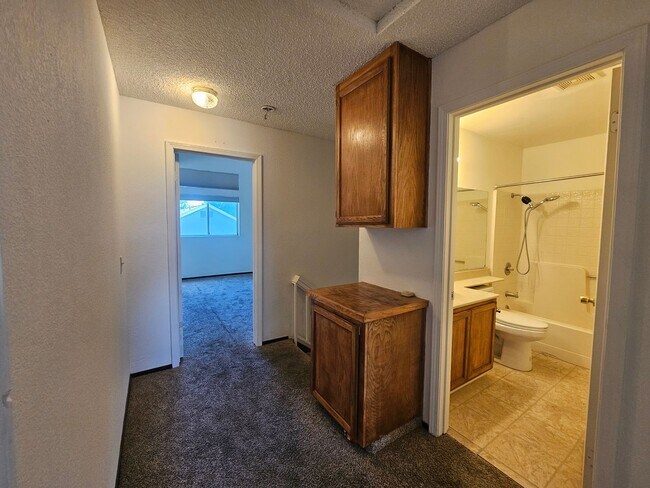 Building Photo - 2324 Bellam Ct