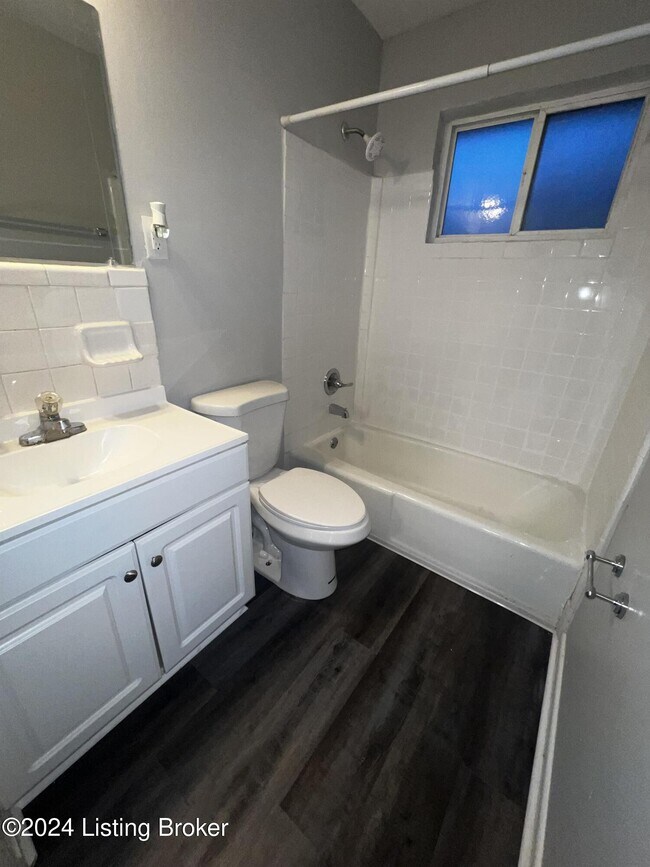 Building Photo - 4220 Flintlock Dr