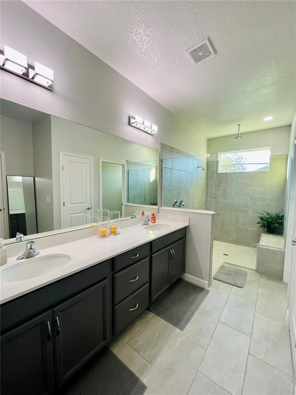 Building Photo - 1305 Yorkdale Rd