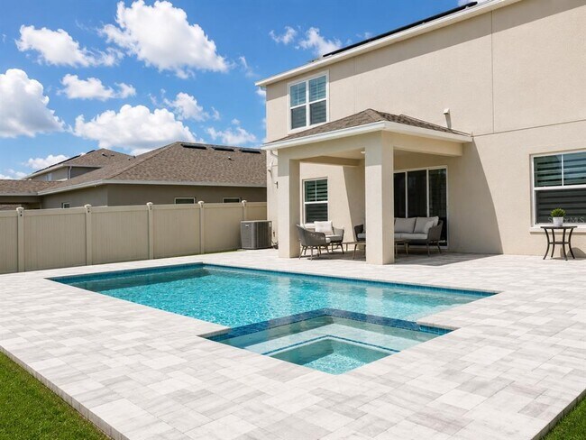 Building Photo - 5225 Tuscany Ln