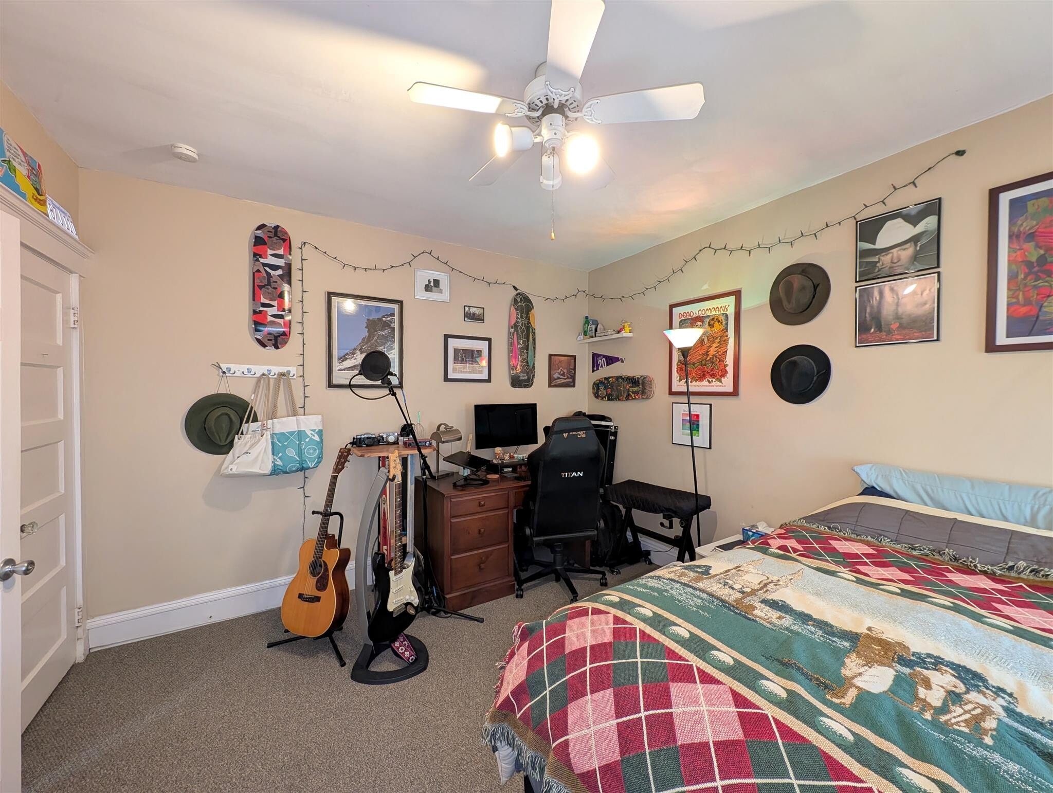 Building Photo - 80 Pearson Rd