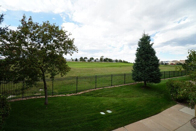 Building Photo - 3944 Riviera Grove