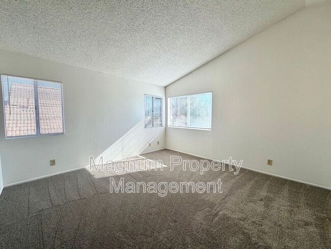 Building Photo - 25343 Ceremony Ave