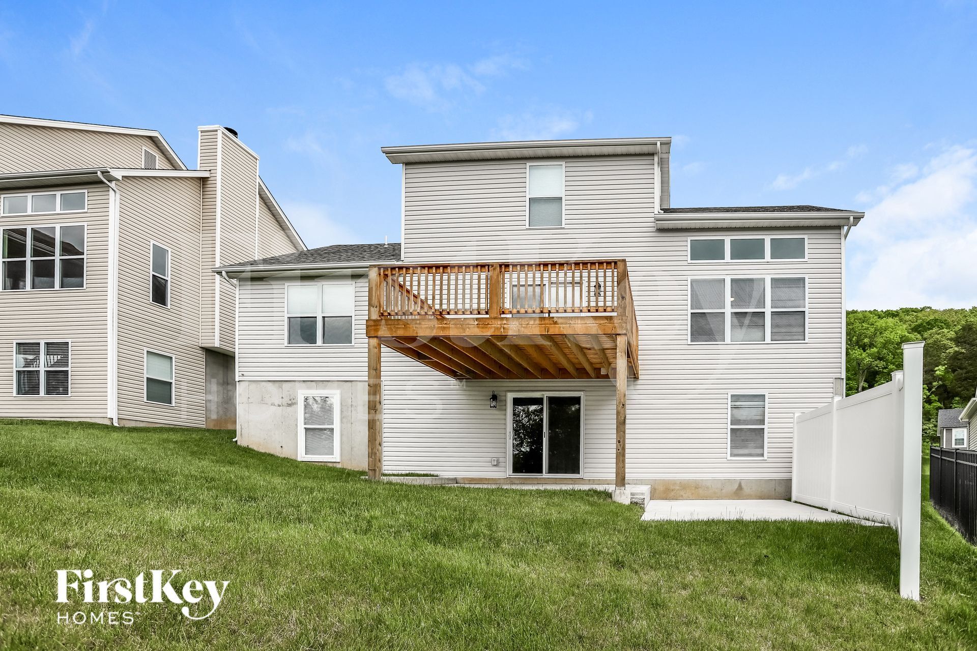 Building Photo - 1020 Remington Dr