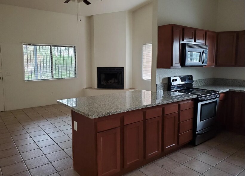Kitchen/Living Area - 516 E Waverly St