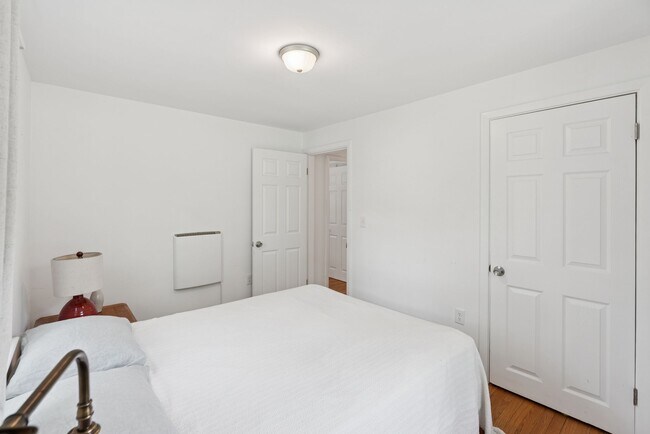 Building Photo - 67 Cutts Rd
