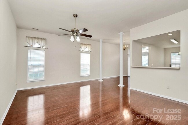 Building Photo - 10009 Barbee Dr