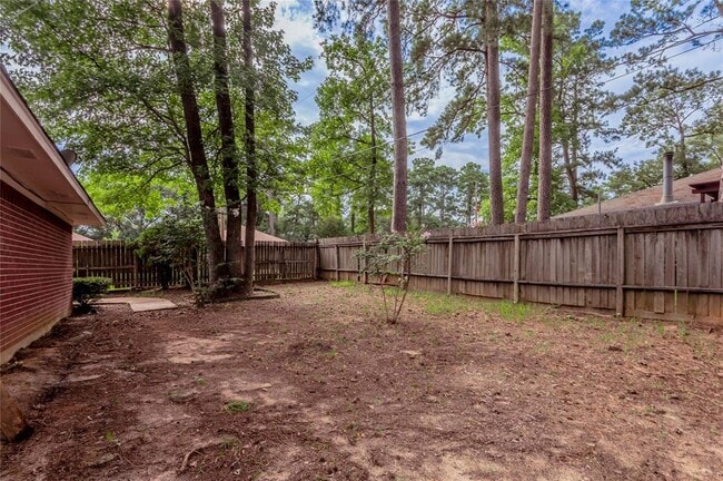 Building Photo - 3011 Sand Dr