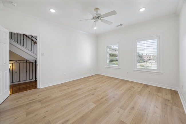 Building Photo - 1715 Nantucket Dr