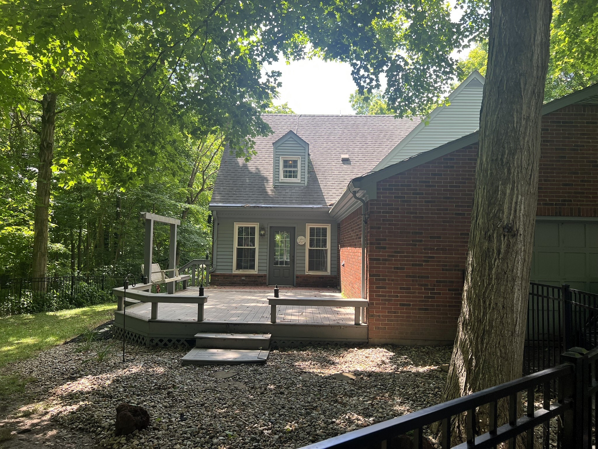 Building Photo - 1075 Woodland Ave
