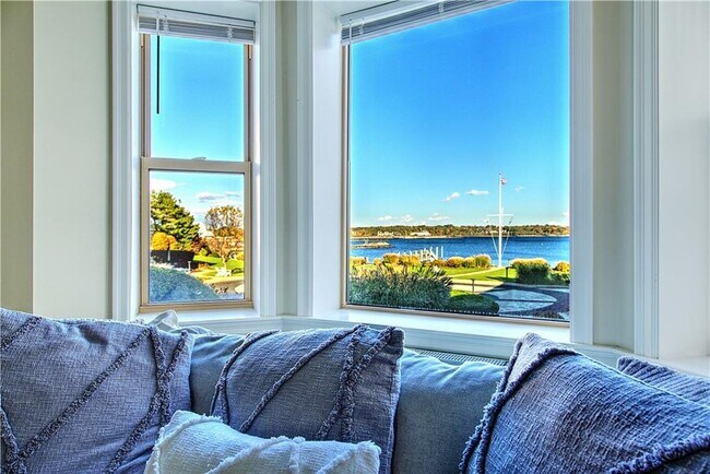 Building Photo - 1180 Narragansett Blvd