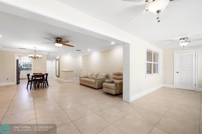 Building Photo - 2561 S Ocean Blvd