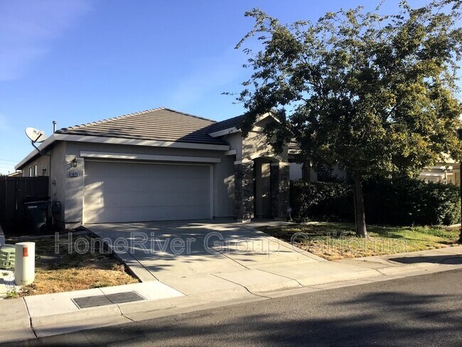 Primary Photo - 1825 Acari Ave