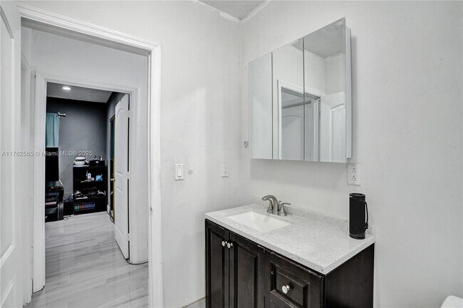 Building Photo - 12525 SW 104th St