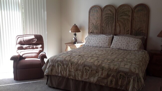 Building Photo - 35299 Meridia Ave