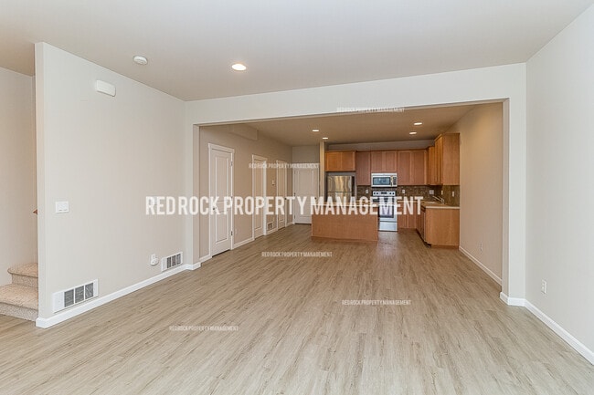 Building Photo - 2230 N Country Vista Blvd