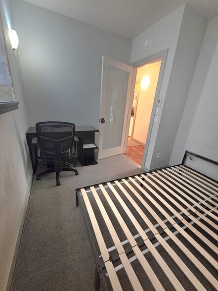 Building Photo - 2459 Hilgard Ave