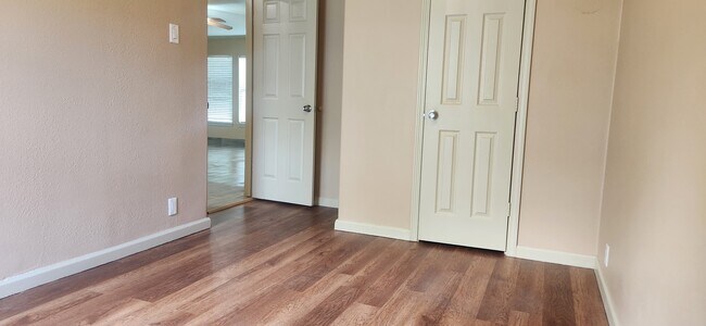 Building Photo - 6519 De Priest St