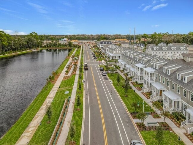 Building Photo - Brand New Luxury Town House in Island Village a Celebration, FL maintenance free community.