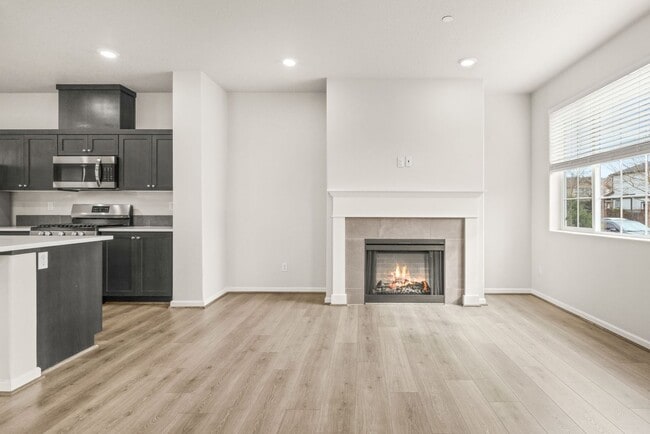 Building Photo - 7163 NW Eleanor Ave