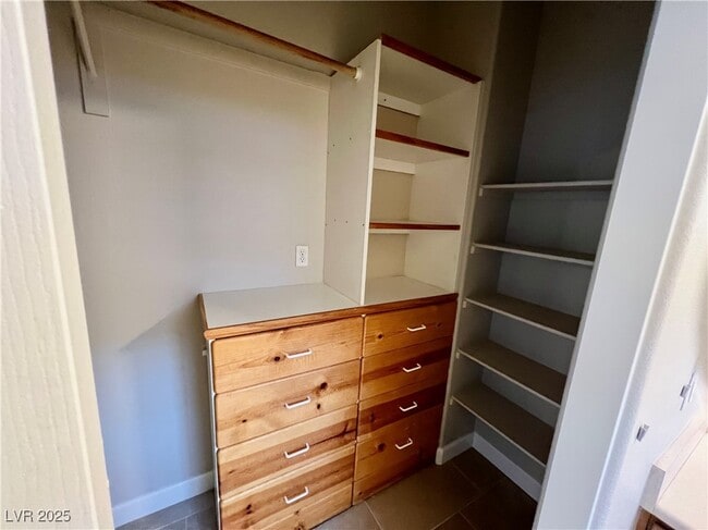 Building Photo - 8824 Iron Hitch Ave