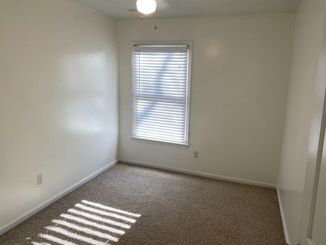 Building Photo - 4307 Manchester Ln