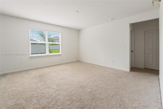 Building Photo - 5305 Fantasy Dr