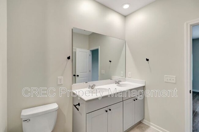 Building Photo - 494 Spanish Wells Rd