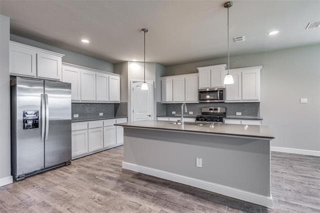 Building Photo - 1208 Elgar Trl