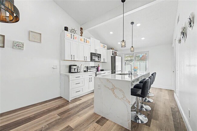 Building Photo - 8304 Dasa Pl