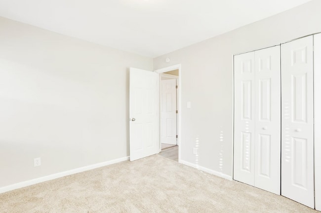 Building Photo - 2755 Collier Dr NW