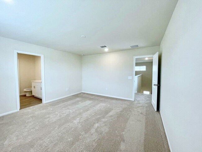 Building Photo - 16103 Kingfield Haven Dr