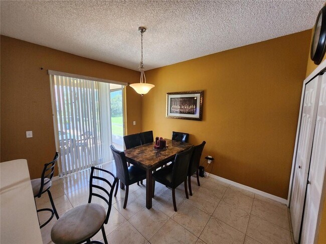 Building Photo - 2503 Buttercup Ct