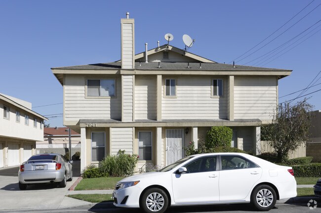 Building Photo - 7941 13th St