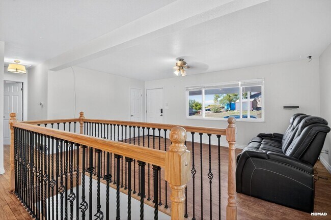 Building Photo - 7882 Elder Cir