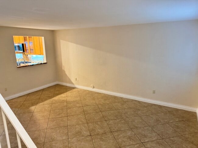 Building Photo - 2464 Caminito Ocean Cove