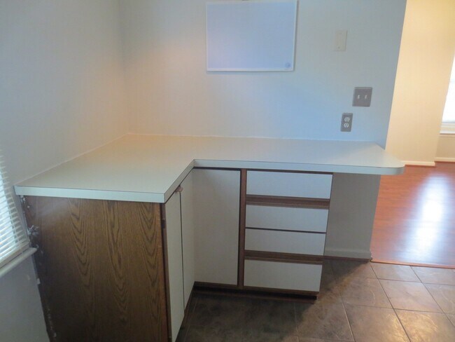 Building Photo - 2 BR 2 BA Condo Lynnhaven Parkway & Princess Anne Road Virginia Beach