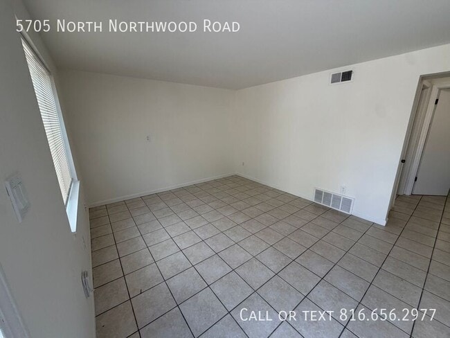 Building Photo - 5705 N Northwood Rd